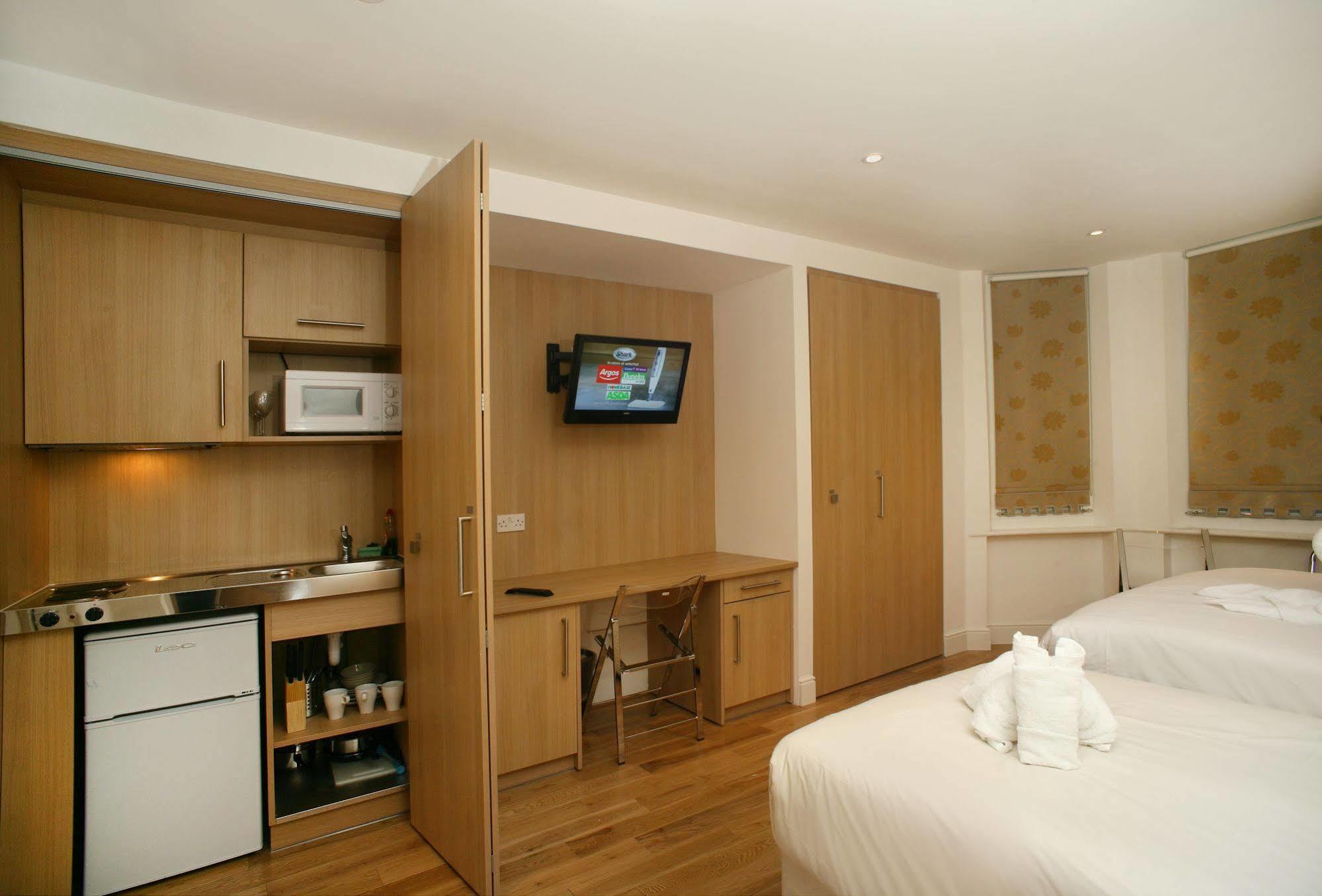 The Kensington Studios London Exterior photo