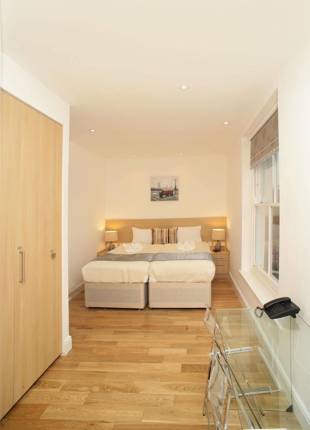 The Kensington Studios London Exterior photo